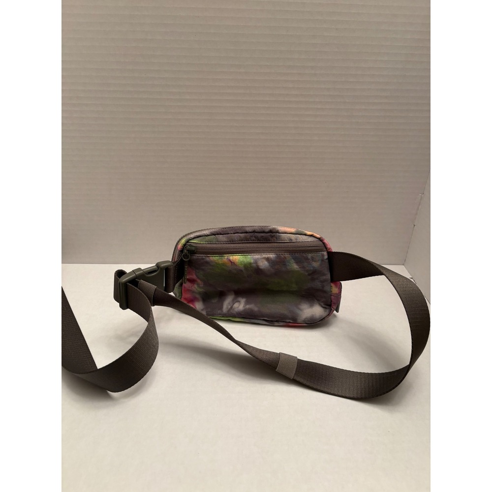 Lululemon Everywhere Belt Bag 1L Tie Dye Multi Color Abstract Fanny Pack LU9BG2S - Picture 2 of 5